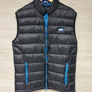 | Johnnie-O | puffer vest. Size S.